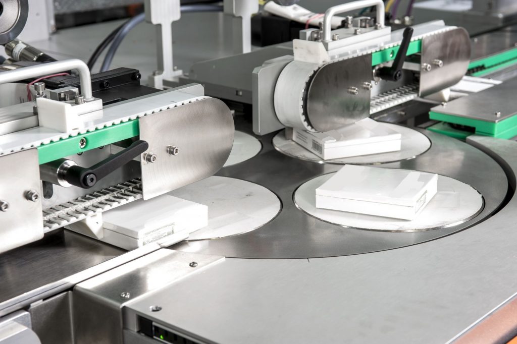 turning table positioning boxes machine